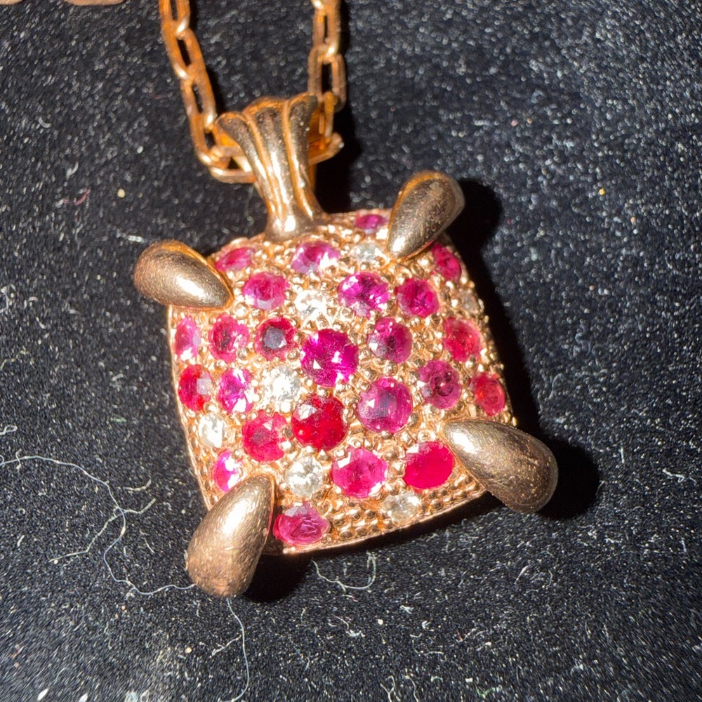 One of a kind! 14K Rose Gold Ruby & Diamond Pendant on 20” elongated cable chain - Picture 6 of 11